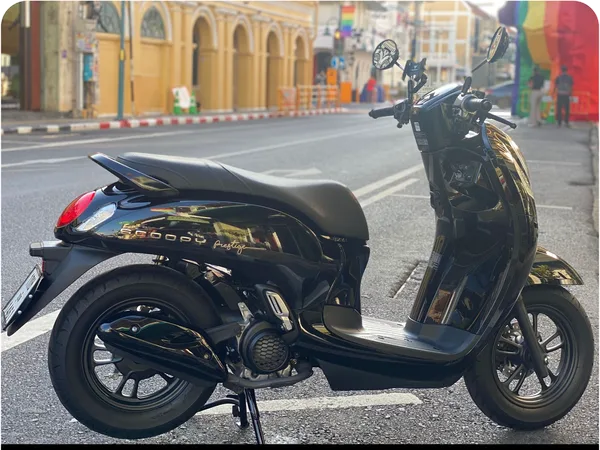 Honda Scoopy 110 scooter rental in Koh Phangan - 110cc scooter